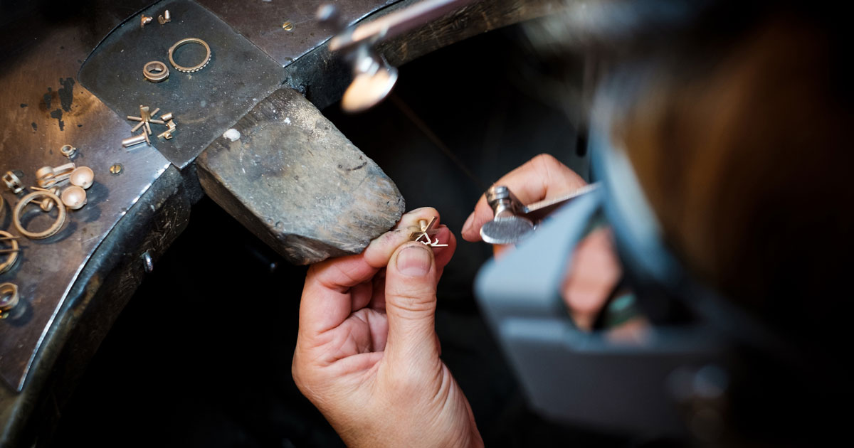 Création de bijoux, une activité artistique de renon en Région de Bruxelles-Capitale